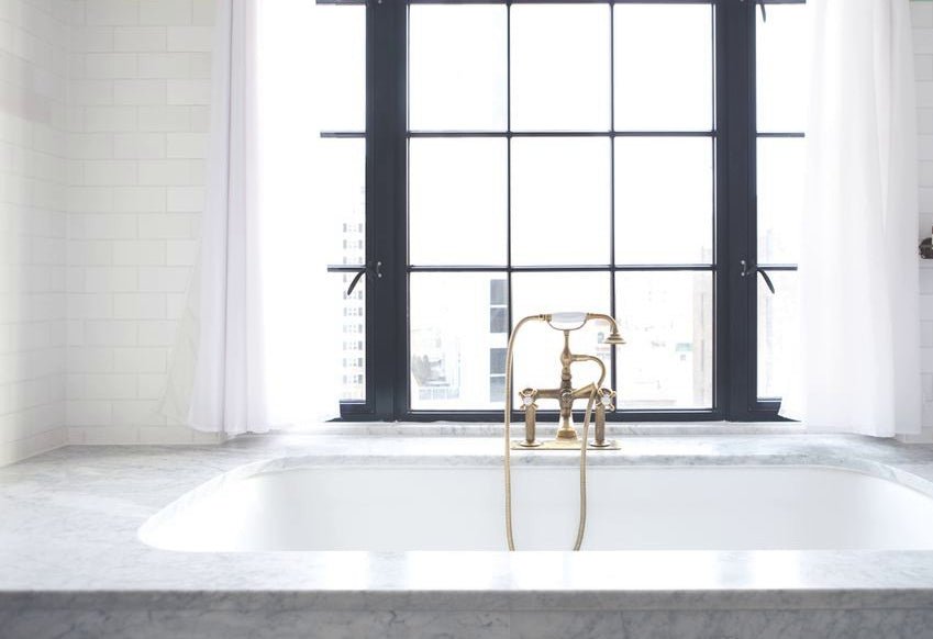 The Health Benefits of a Bubble Bath: Why Soaking Is Good for You - FORK & MELON